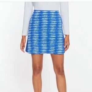 - J MCLAUGHLIN WOMENS SKORT, BLUE & WHITE, INKED STRIPE, size xs